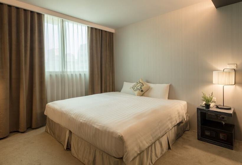 اتاق اجرایی, Finders Hotel Fu Qian