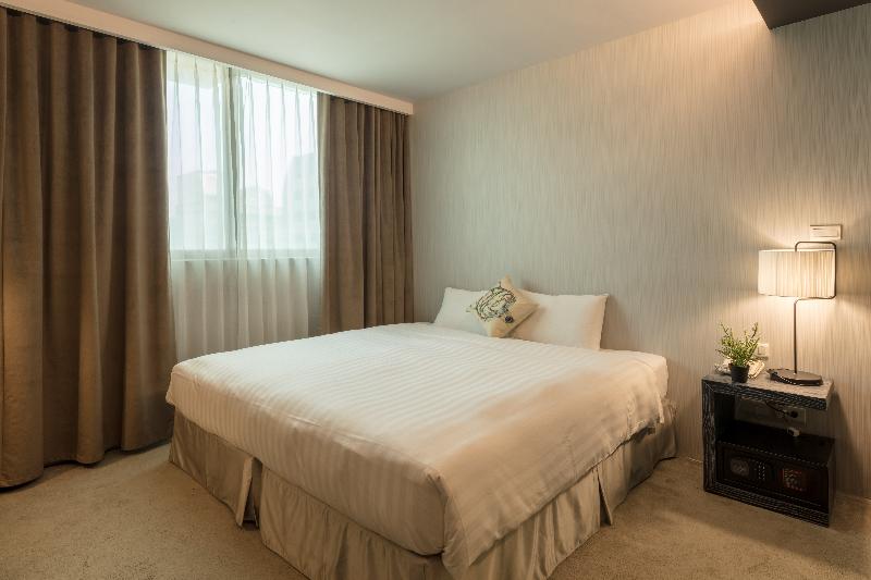 اتاق اجرایی, Finders Hotel Fu Qian