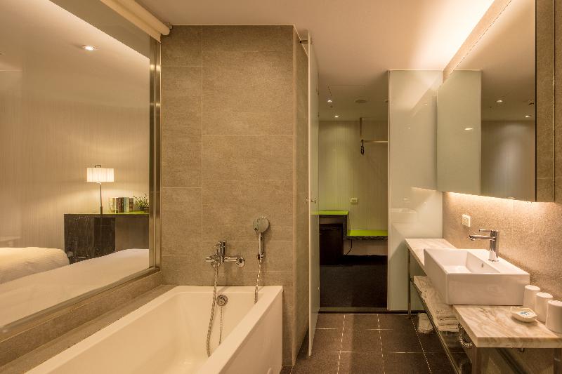 اتاق لوکس, Finders Hotel Fu Qian