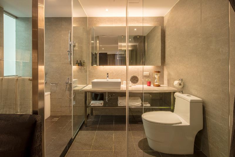 اتاق لوکس خانوادگی, Finders Hotel Fu Qian