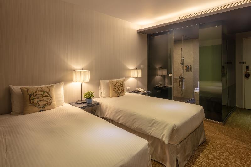 اتاق اجرایی, Finders Hotel Fu Qian