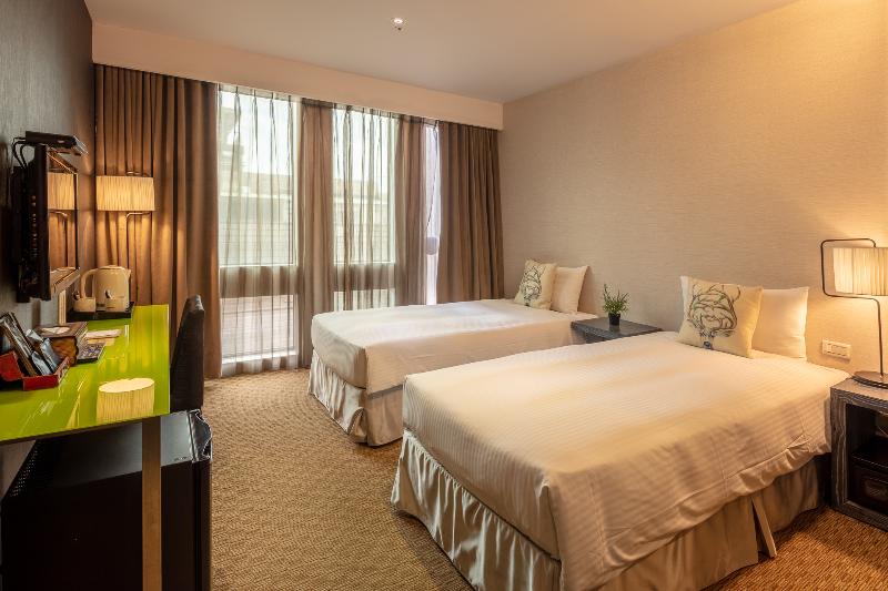 اتاق اجرایی, Finders Hotel Fu Qian