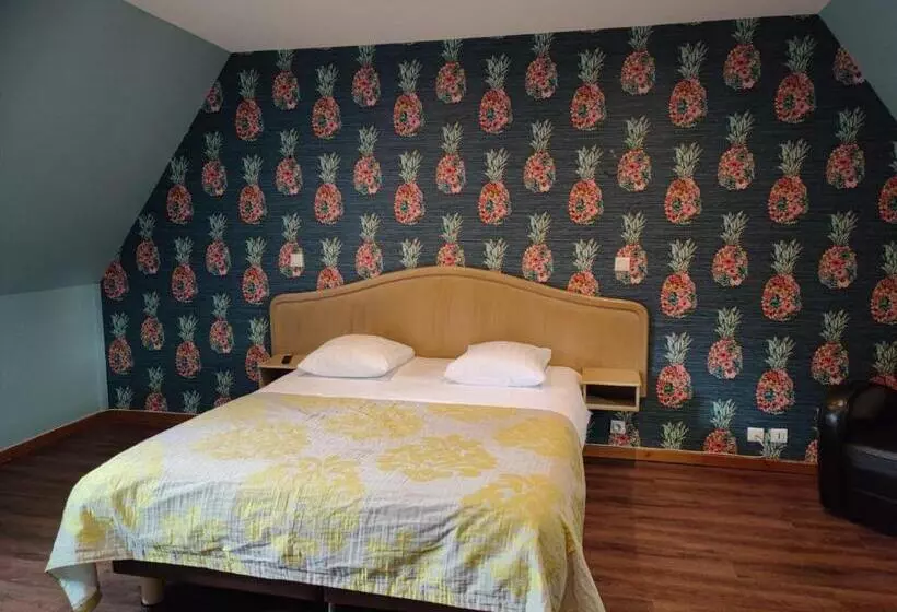 سوییت دوبلکس, Hôtel Au Lion