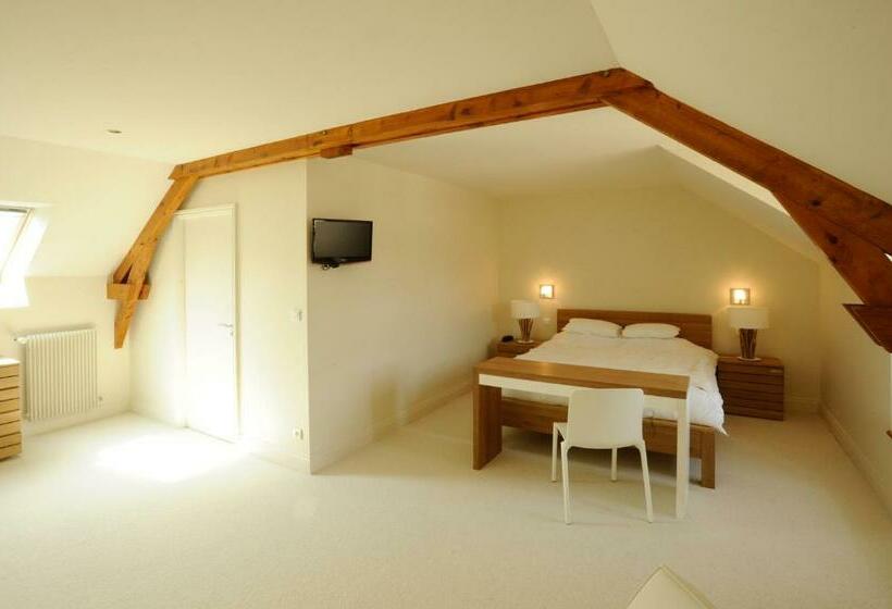 סוויטה, La Ferme Des Mares, Demeures & Châteaux