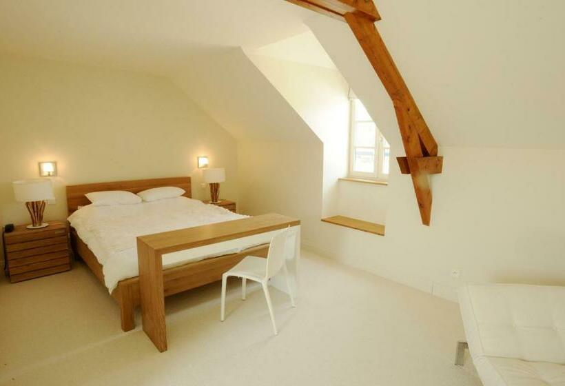 סוויטה, La Ferme Des Mares, Demeures & Châteaux