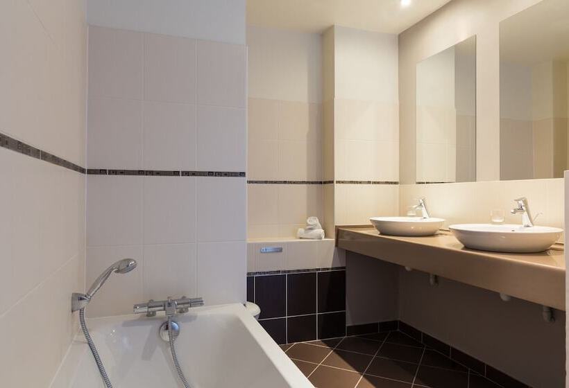 סוויטה, La Ferme Des Mares, Demeures & Châteaux