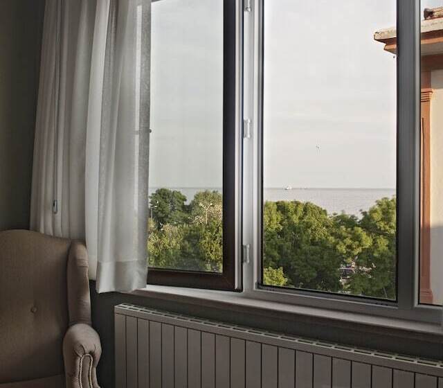 غرفة قياسية, Rodosto