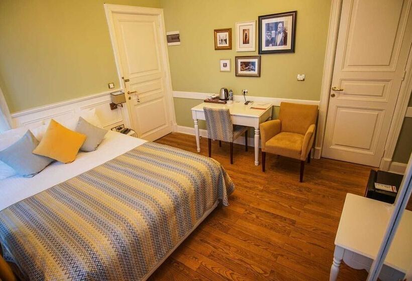 غرفة ديلوكس, Rodosto