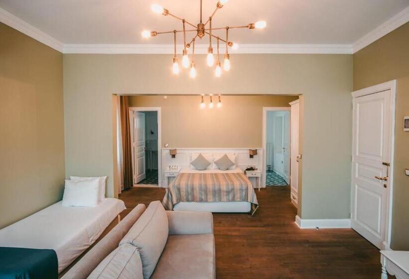 غرفة ديلوكس, Rodosto