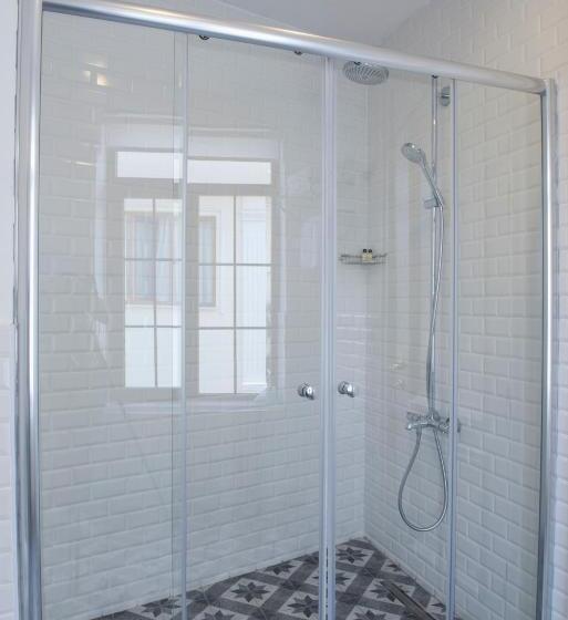 جناح مطلّ علي البحر, Rodosto