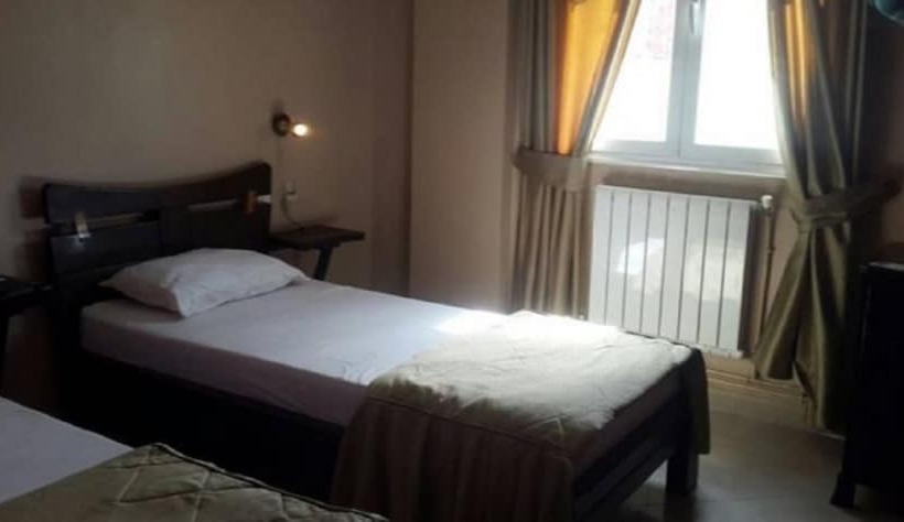 اتاق استاندارد, Roza