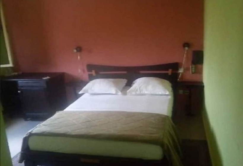 اتاق استاندارد, Roza