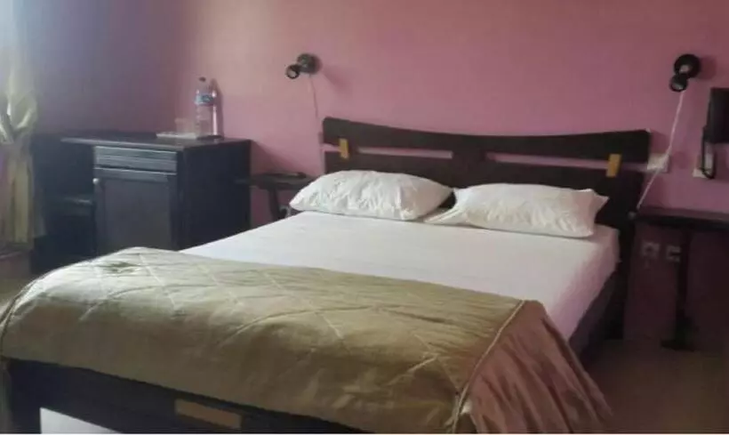 اتاق استاندارد, Roza