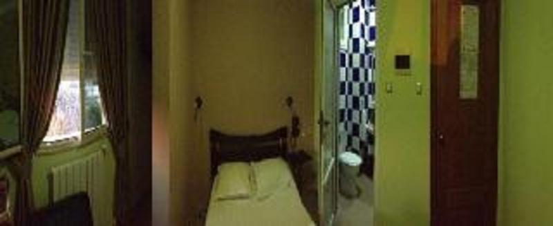 اتاق استاندارد یک نفره, Roza