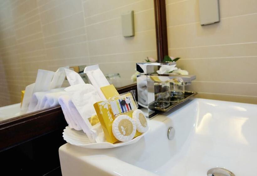 סוויטה אקזקיוטיב, Rua Rasada Hotel   The Ideal Venue For Meetings & Events