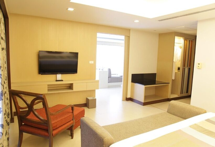 סוויטה אקזקיוטיב, Rua Rasada Hotel   The Ideal Venue For Meetings & Events