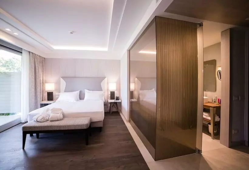 Deluxe Junior Suite