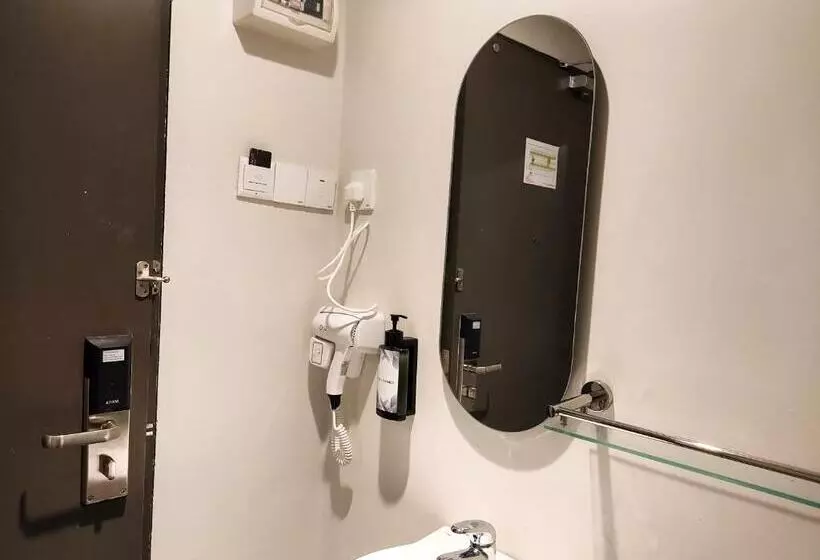 اتاق سوپریور, The Leverage Business Hotel Mergong