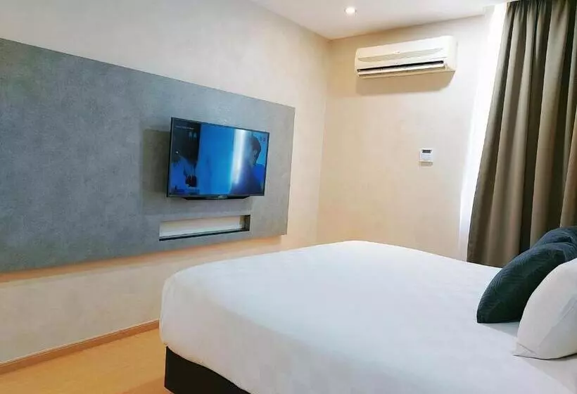اتاق اجرایی با تخت بزرگ, The Leverage Business Hotel Mergong