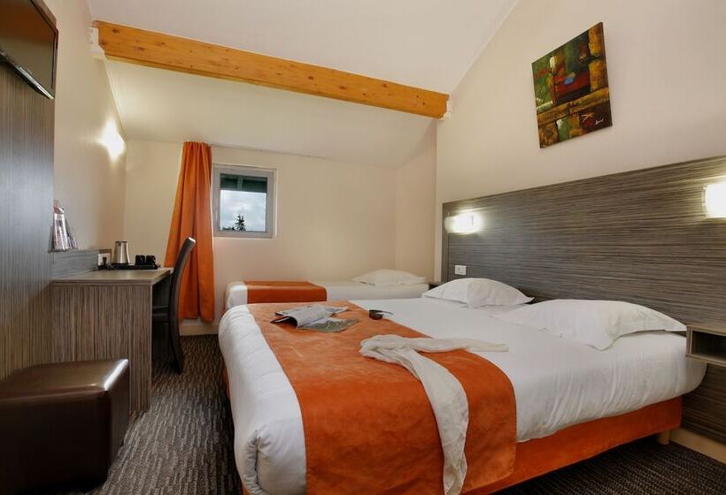 Четырехместный Номер Стандарт, The Originals City, Hôtel L  Acropole, Saintetienne Sud