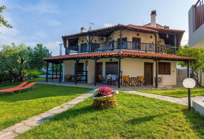 Студия Стандарт, Maistrali Beach Studios