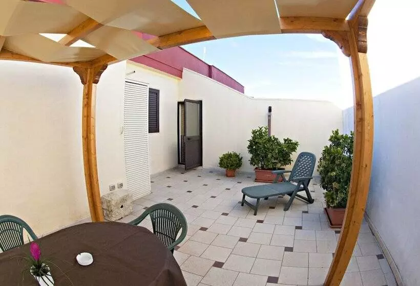 Habitació Quàdruple Estàndard, Olimpo B&b