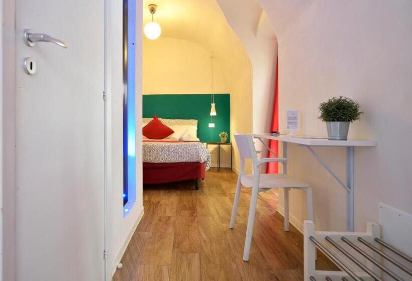 经济房, Modica Old Town Rooms  Self Checkin