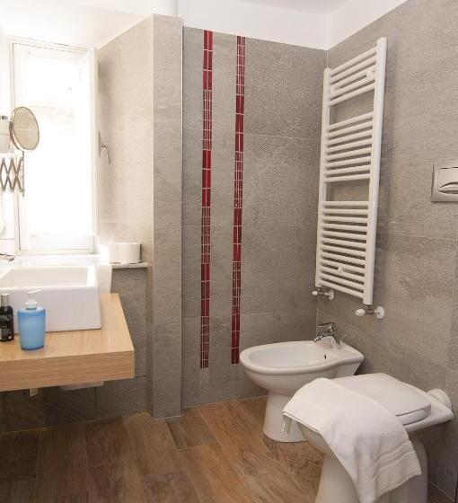 经济房, Modica Old Town Rooms  Self Checkin