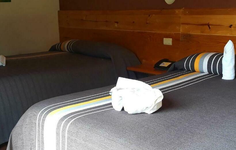 חדר סטנדרט שתי מיטות זוגיות, Axkan Arte