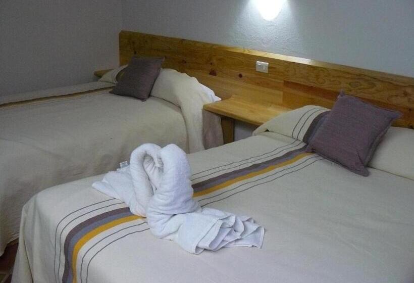 חדר סטנדרט שתי מיטות זוגיות, Axkan Arte