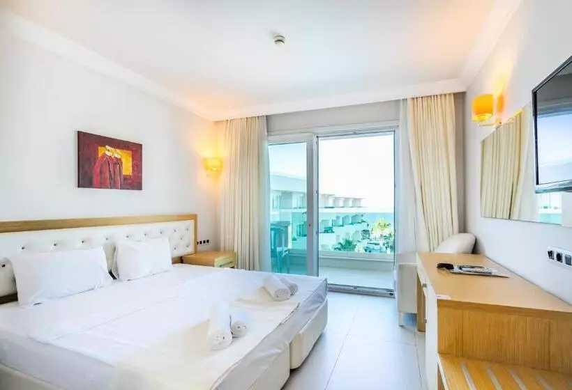 Triple Room Sea View, Dragut Point South Hotel - All Inclusive