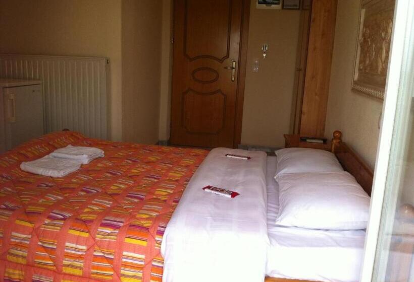 스탠다드 룸, Avra