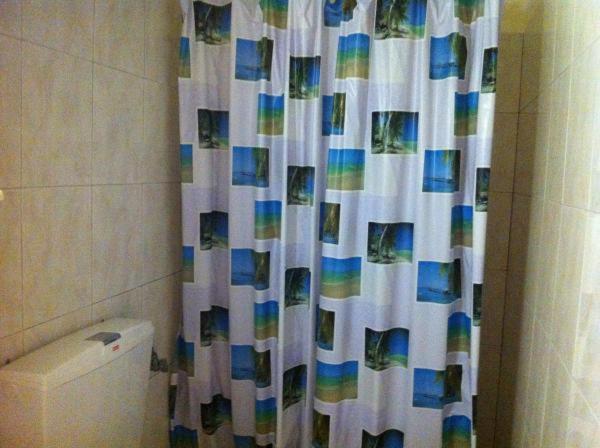 패밀리 룸 가든 전망, Avra