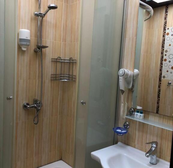 اتاق استاندارد یک نفره, Aysberq Resort