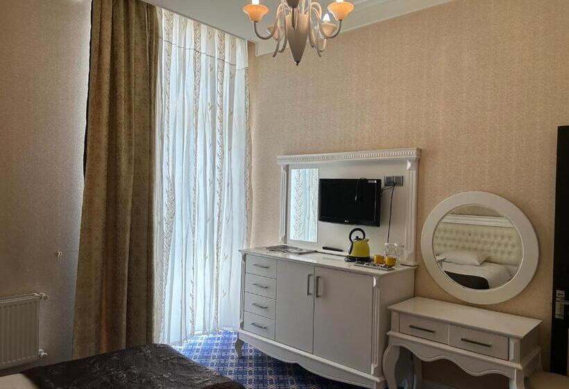 سوییت با چشمانداز دریا, Aysberq Resort