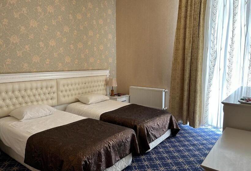 سوییت با چشمانداز دریا, Aysberq Resort