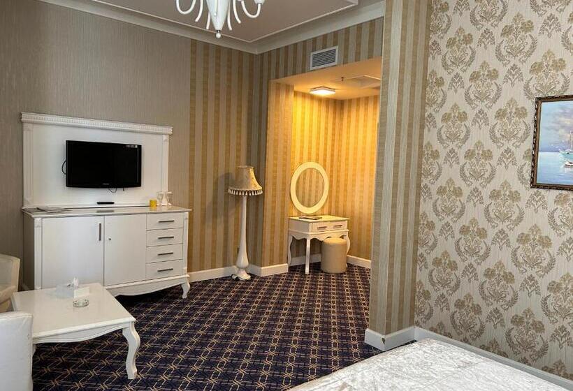 سوییت با چشمانداز دریا, Aysberq Resort