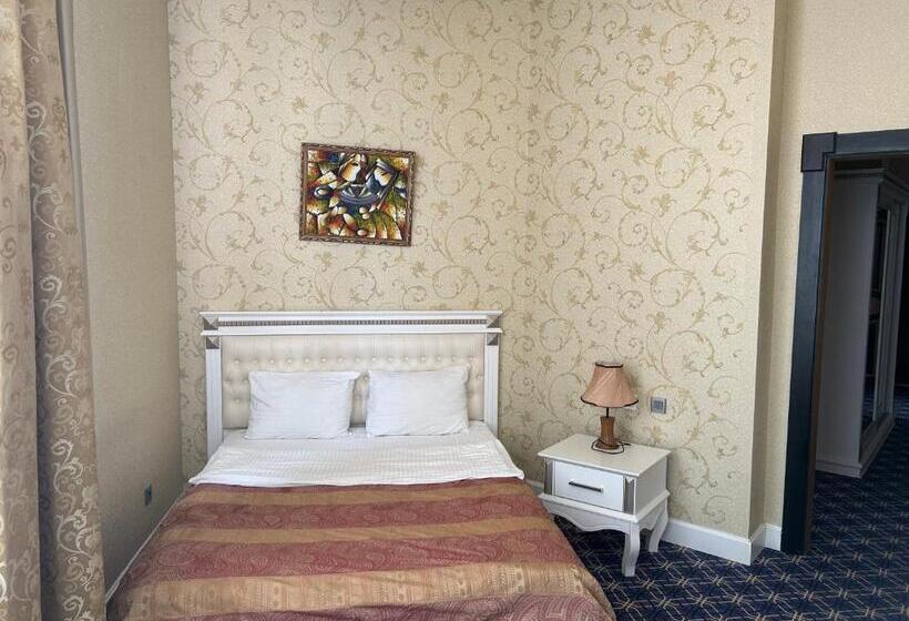 سوئیت با تخت بزرگ, Aysberq Resort