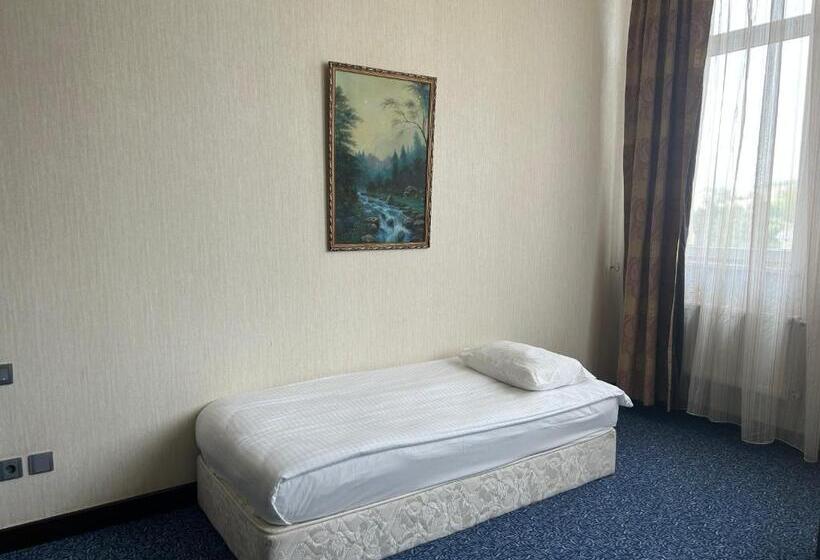 اتاق استاندارد سه نفره, Aysberq Resort