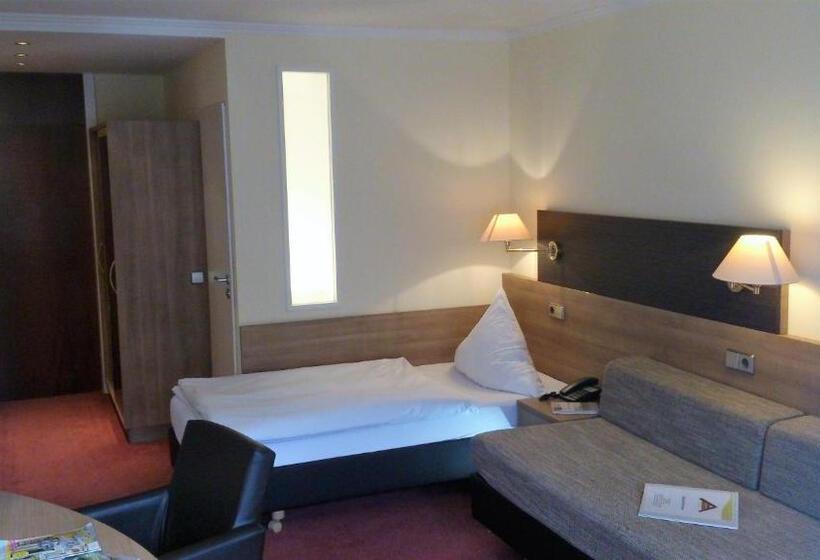 标准单人间, Bergfrieden