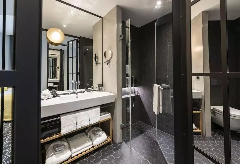 キングサイズベッドのデラックスルーム, Hard Rock Hotel Davos