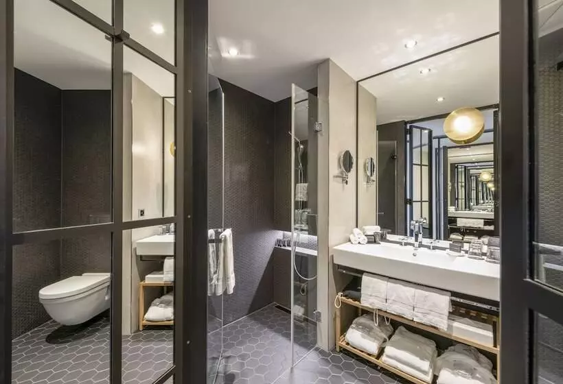 キングサイズベッドのスーペリアルーム, Hard Rock Hotel Davos