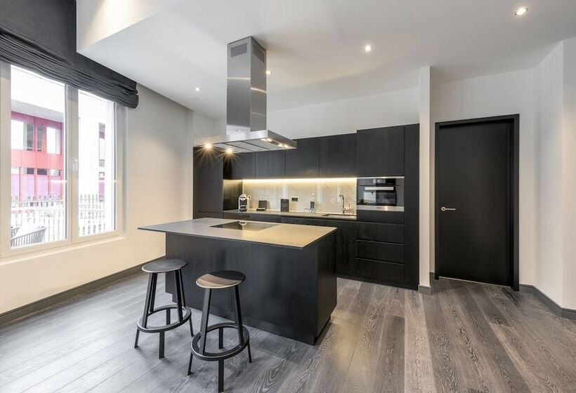 استودیو استاندارد با تخت کینگ, Hard Rock Hotel Davos