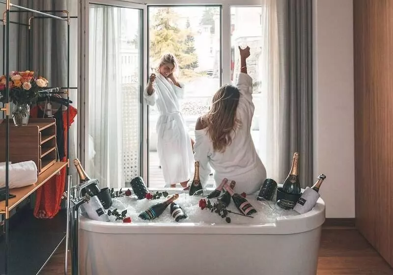 キングサイズベッドのスイートルーム, Hard Rock Hotel Davos