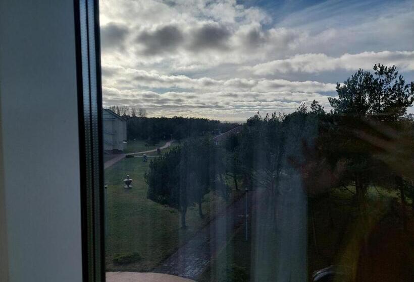 1 Bedroom Apartment Sea View, Health & Wellness Center Energetikas