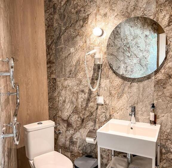 Standard Quadruple Room, Health & Wellness Center Energetikas