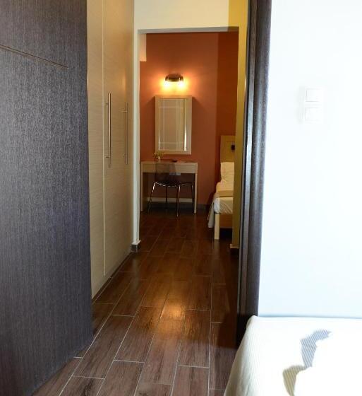 חדר סטנדרט לארבעה, Ionion