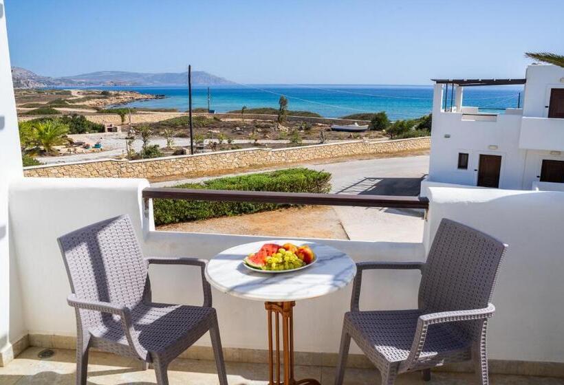 オーシャンビュースタンダードルーム, Irini