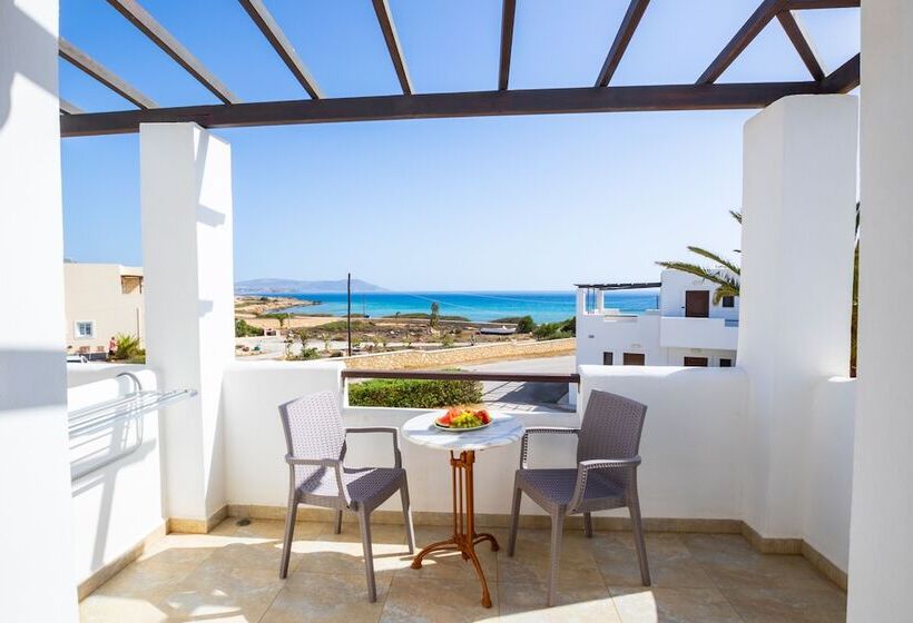 オーシャンビュースタンダードルーム, Irini