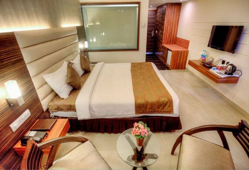 غرفة تنفيذية, Mercure Chandigarh Tribune Chowk